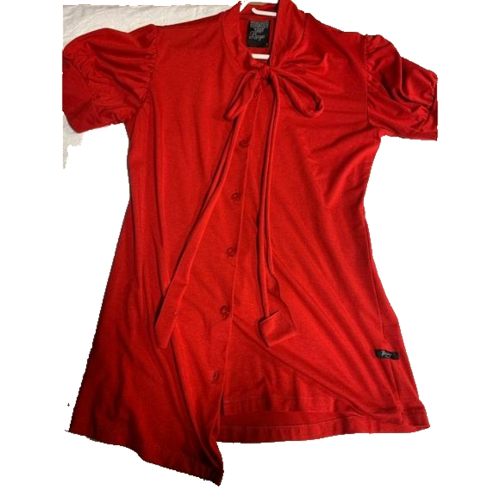Women’s Red Bayo shirt
